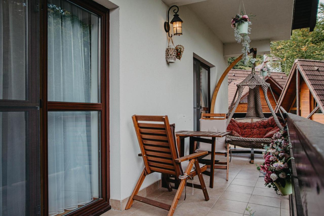 Hugo Mountain Apartment Sinaia Exterior photo